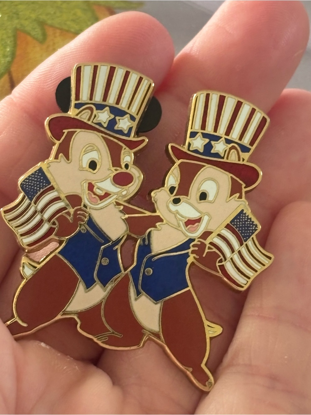 Chip and dale 4th of July 2008 pin